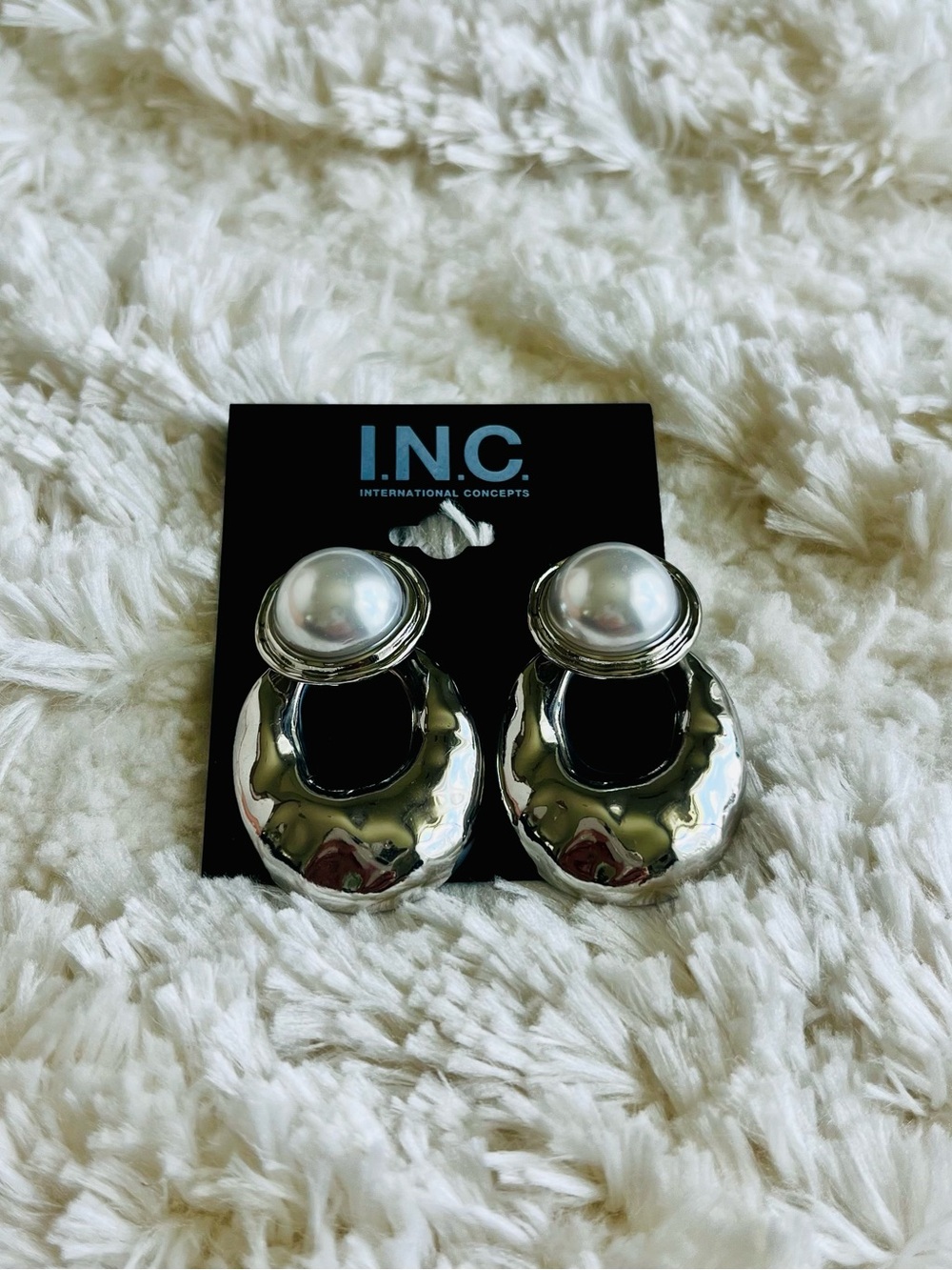 I.N.C. Silver-Tone Imitation Pearl Sculptural Drop Earrings - Picture 5 of 5